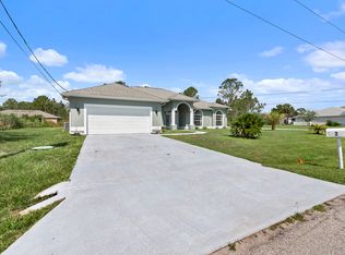 2 Seafarer Ct, Palm Coast, FL 32164