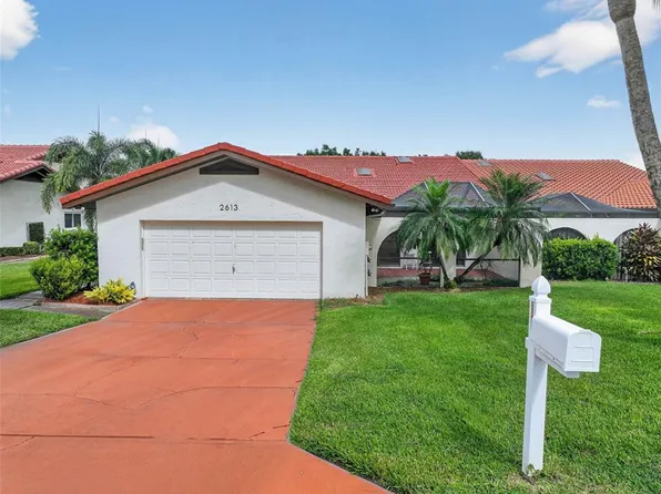 2613 Sunburst Ct, Lake Wales, FL 33898