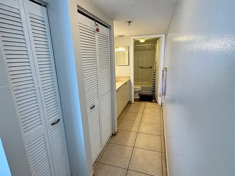 2625 Collins Ave #1801 — Photo 8