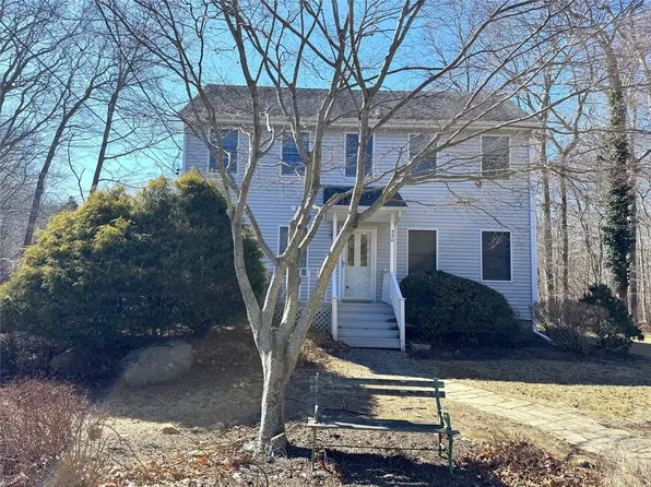 555 Fasbender Avenue, Peconic, NY 11958