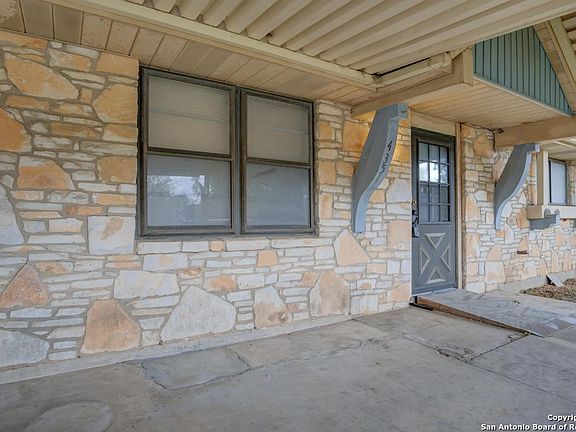 4th image of 4351 Sun Vista Ln