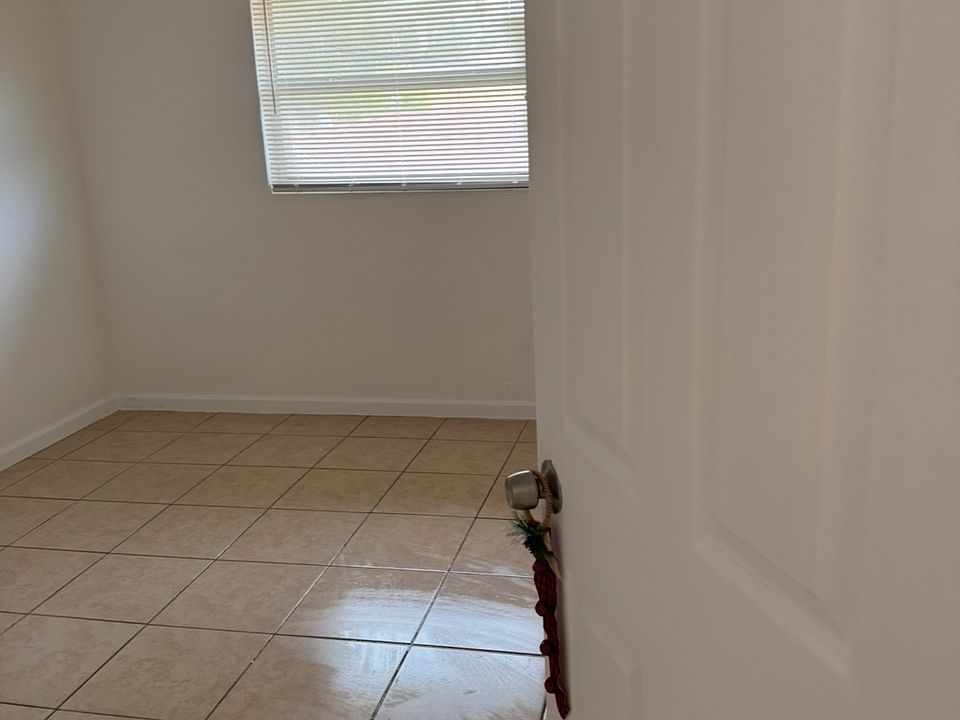 2nd image of 700 NW 14th Ter APT 4