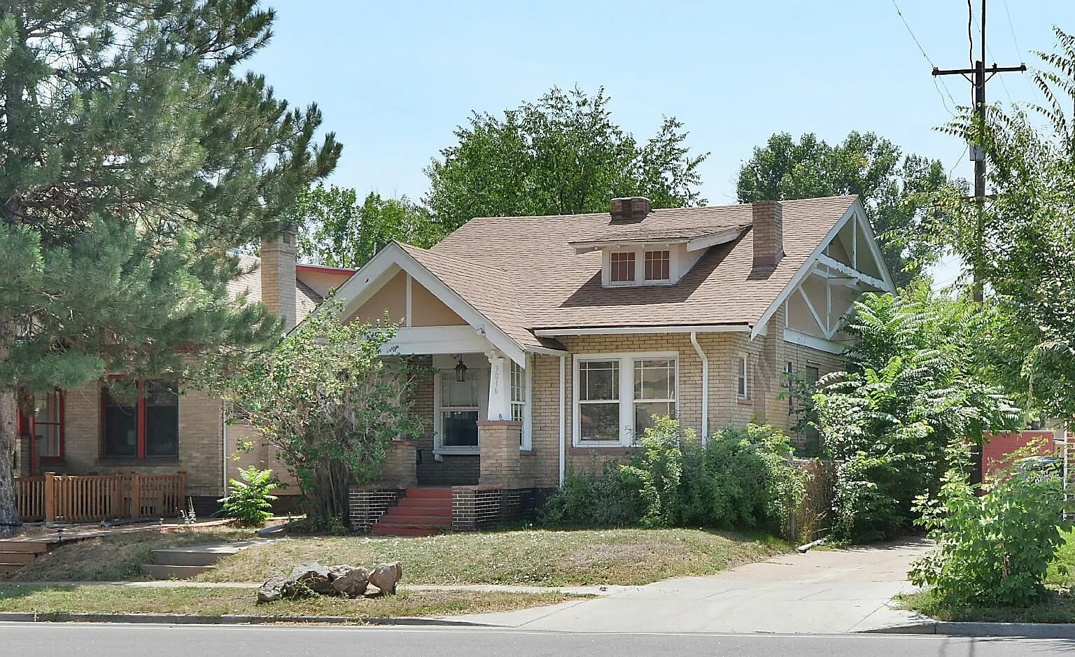 3 bed, 1800 sqft, $3,900 — Photo 1