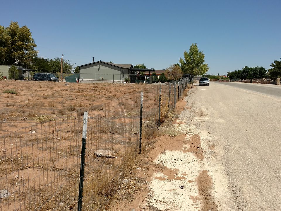 2nd image of 3641 Lyman Ln