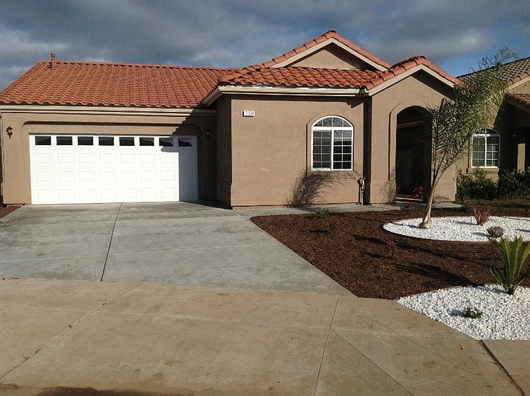 1st image of 750 Celaya Ave