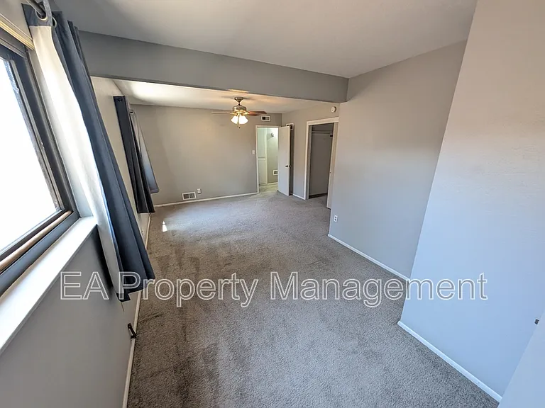 3204 La Veta Dr NE — Photo 16