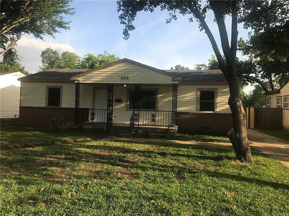 1st image of 430 W Scotland Dr
