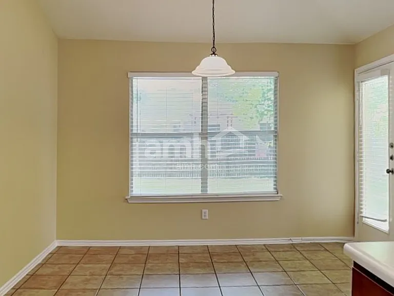 2605 Pearson Way — Photo 5