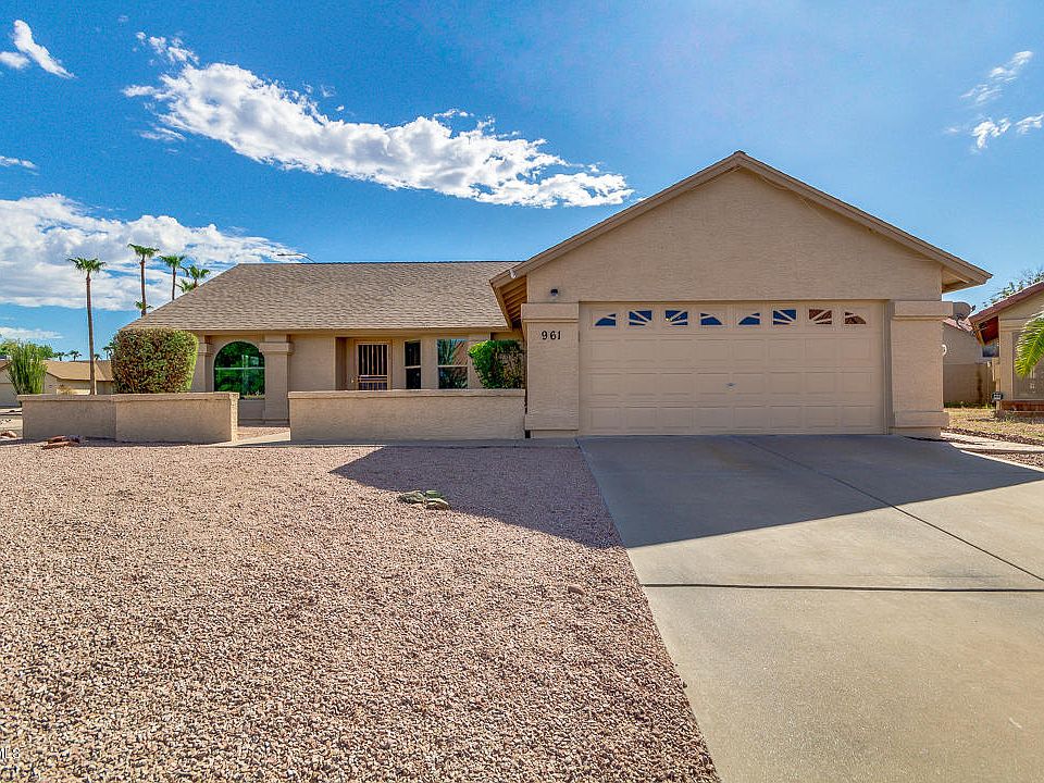 1st image of 961 N Sunview Cir