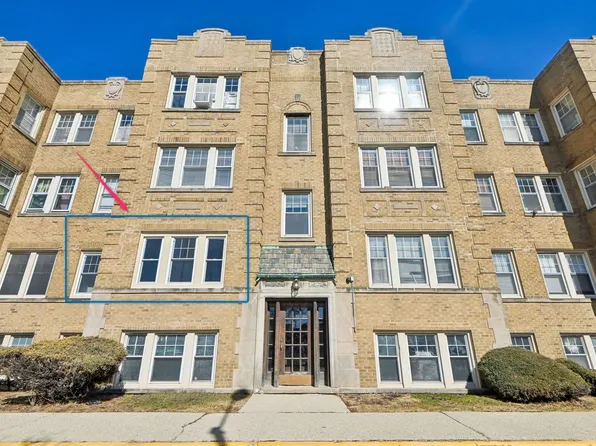 1124 Harrison St APT 10, Oak Park, IL 60304