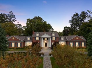 340 Keswick Rd, Bloomfield Hills, MI 48304