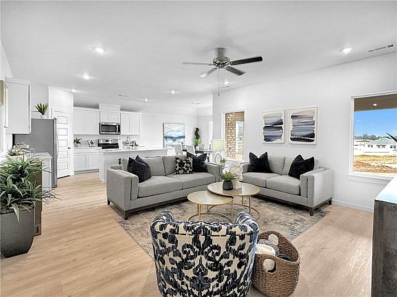 7th image of this home