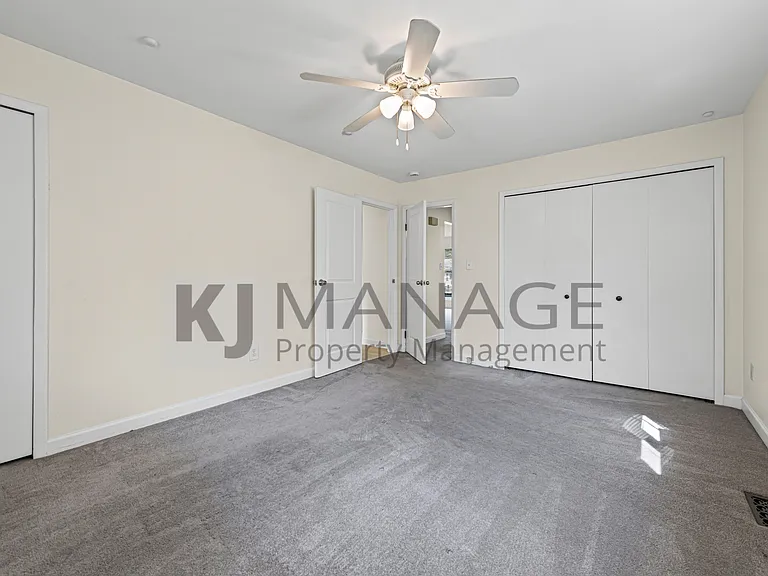 34713 Donnelly St — Photo 11