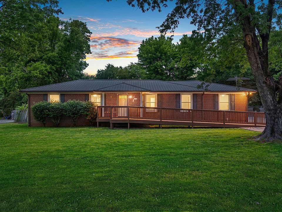1st image of 211 Stonewall Rd