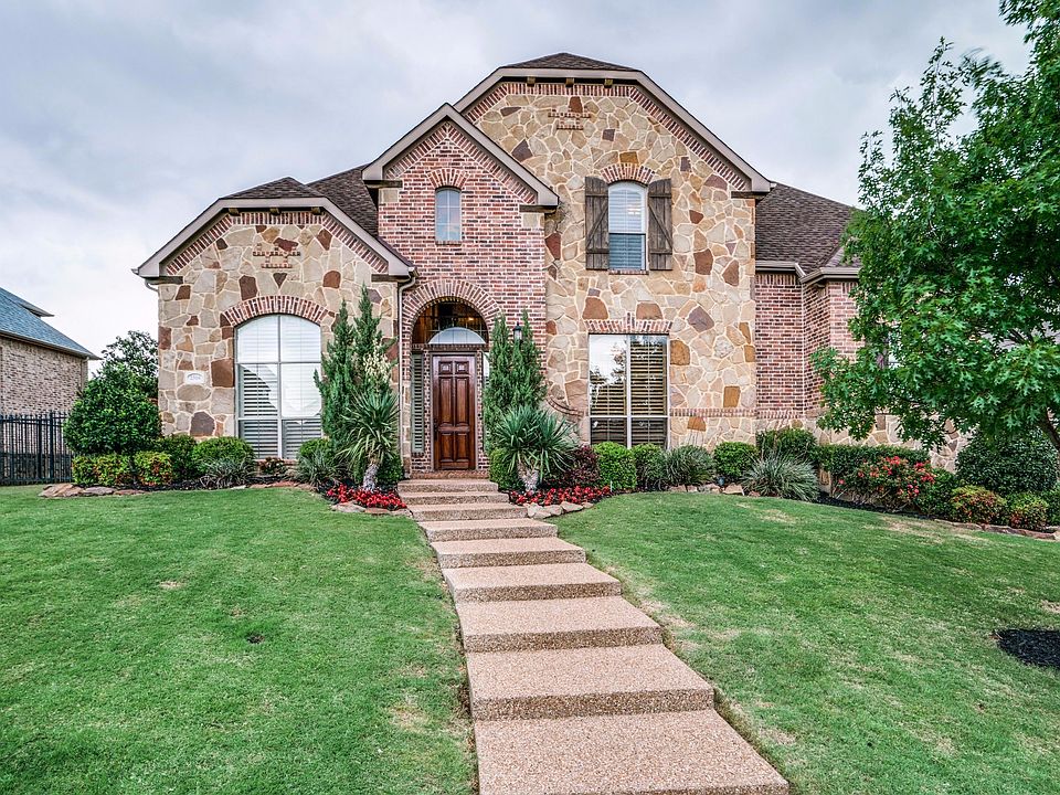 1st image of 2316 Maidens Castle Dr