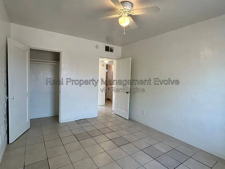 334 W Highland Ave #1 — Photo 17
