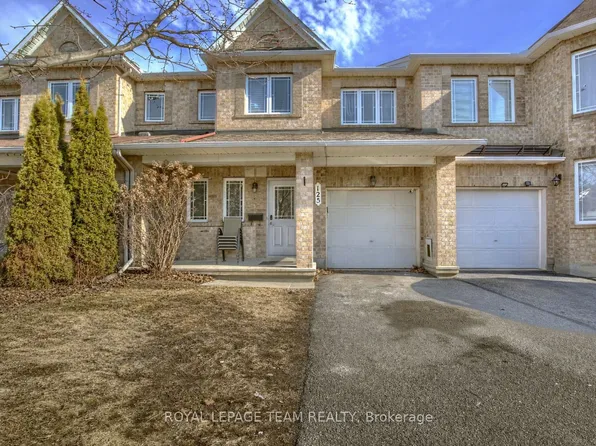 125 Shady Grove St, Ottawa, ON K2G 6Z5