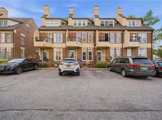 155 Crawford Pkwy, Portsmouth, VA 23704
