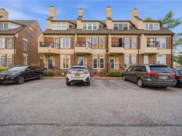 155 Crawford Pkwy, Portsmouth, VA 23704