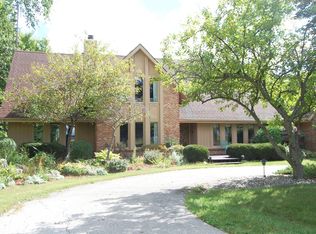 4105 Albon Rd, Monclova, OH 43542