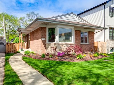 7220 W Ibsen St, Chicago, IL, 60631