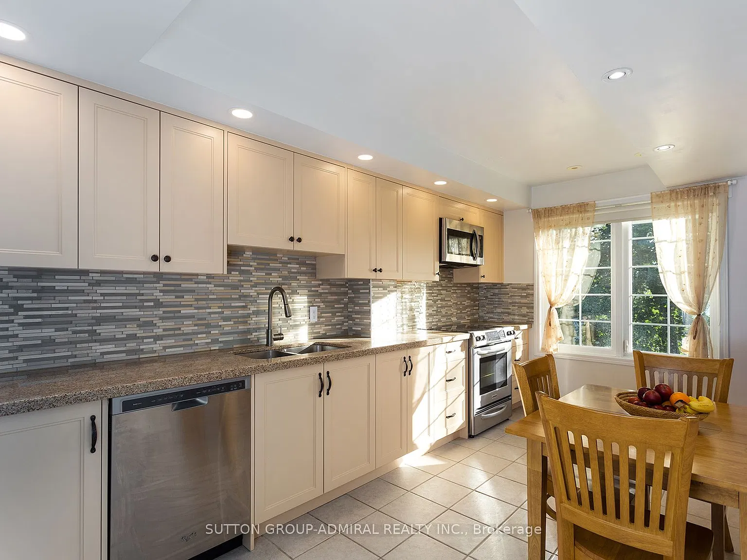 3 bed, $3,150 — Photo 3