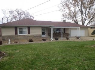 329 Fredrick Dr, Farrell, PA 16121