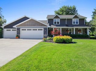 2850 Mayflower Rd, Green Bay, WI 54311