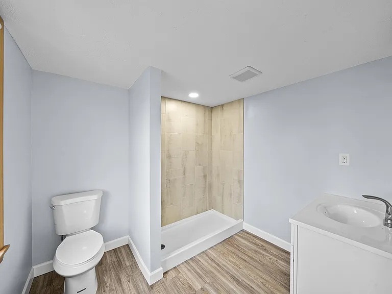 1765 Merriman Rd #300 — Photo 12