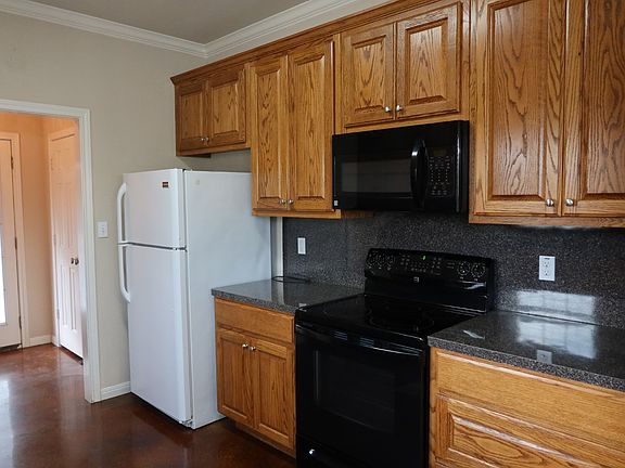 5th image of 2200 Parrott Ave