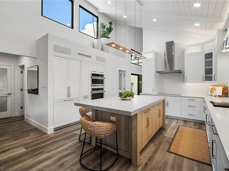 504 Tierra Mar Ln E #2 — Photo 7