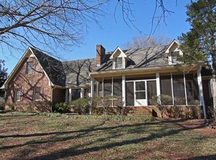 245 Cedar Dr, Nicholson, GA 30565