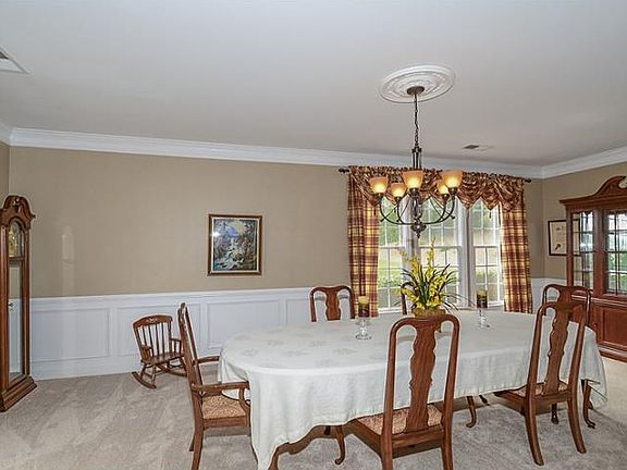 3rd image of 5783 Vinings Retreat Way SW