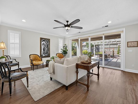 3rd image of 7545 Pesaro Dr