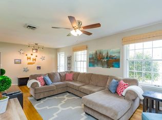 697 Harding Pl, Nashville, TN 37211