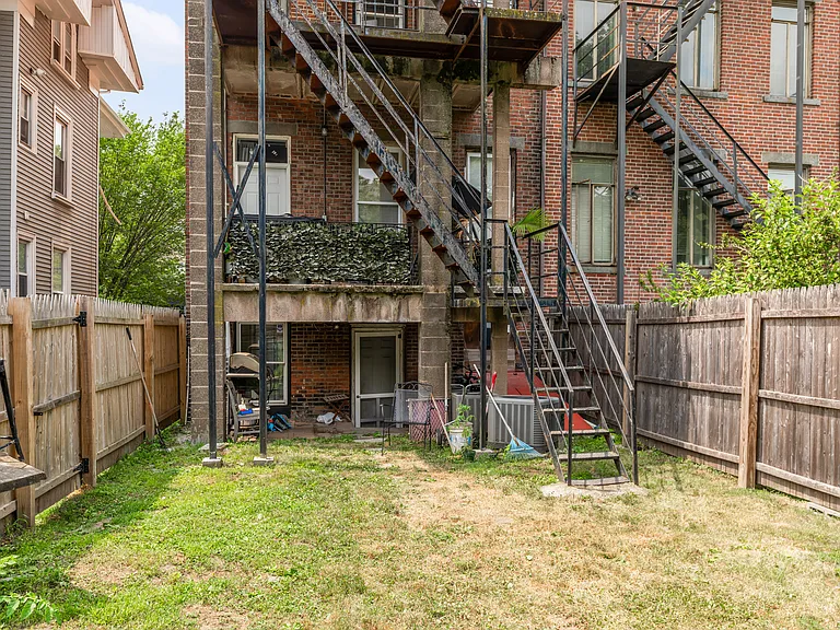 545 Orange St #G — Photo 12