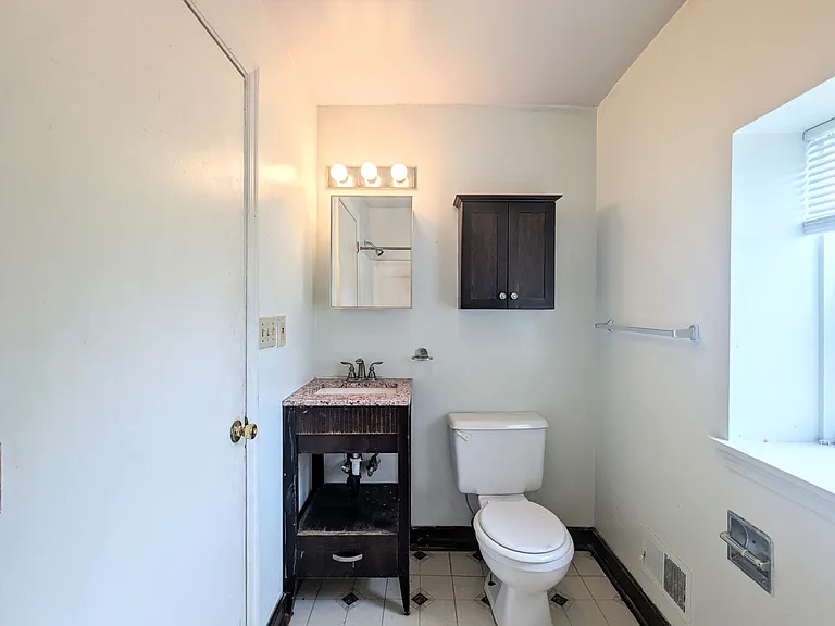 5552 Black St #2 — Photo 25