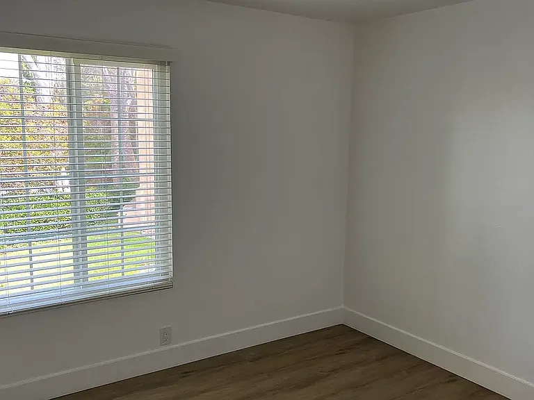 8860 Villa La Jolla Dr #217 — Photo 18