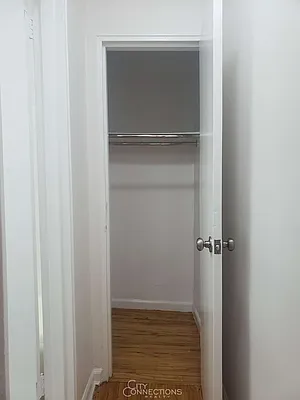 Rented by City Connections Realty | media 15