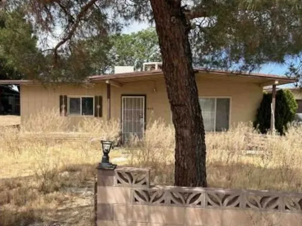 7620 Hopi Trl, Yucca Valley, CA 92284