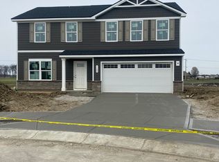 7182 Finley Creek Dr, Whitestown, IN 46075