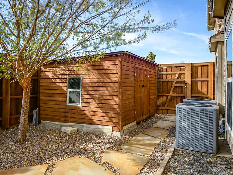 13083 Montfair Blvd — Photo 17