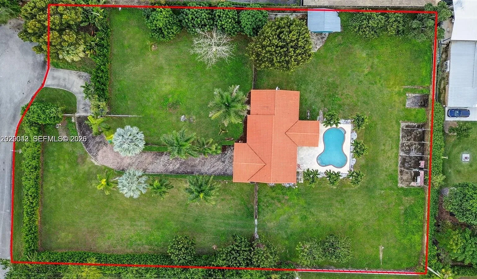 4 bed, 2.0 bath, 1968 sqft, $6,650 — Photo 1