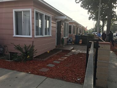 5418 Gifford Ave Front View 