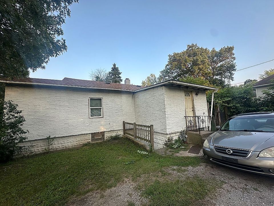 2nd image of 4208 Maryland St
