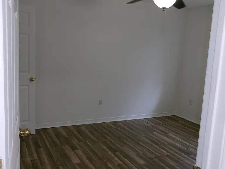 6253 London Ave — Photo 11