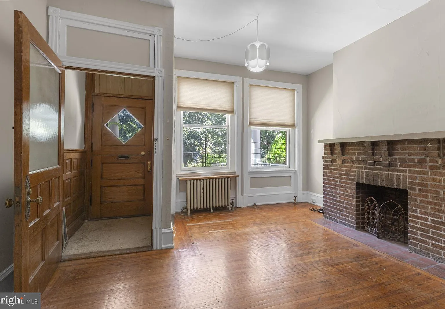 1 bed, 1.0 bath, $1,350 — Photo 1