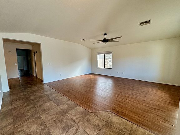 4th image of 17590 W Georgia Dr