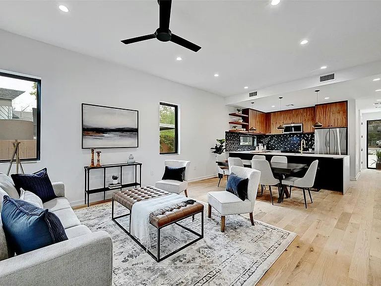 3003 Fontana St — Photo 3