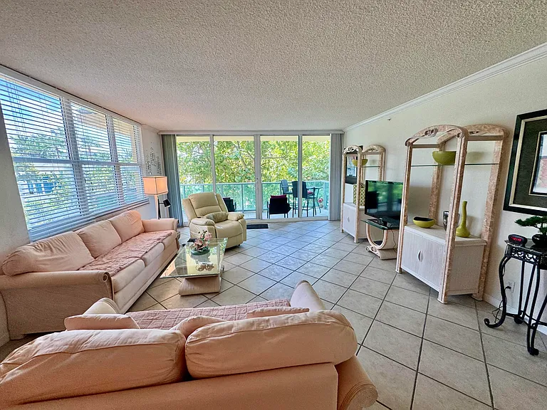2501 S Ocean Dr #326 — Photo 14
